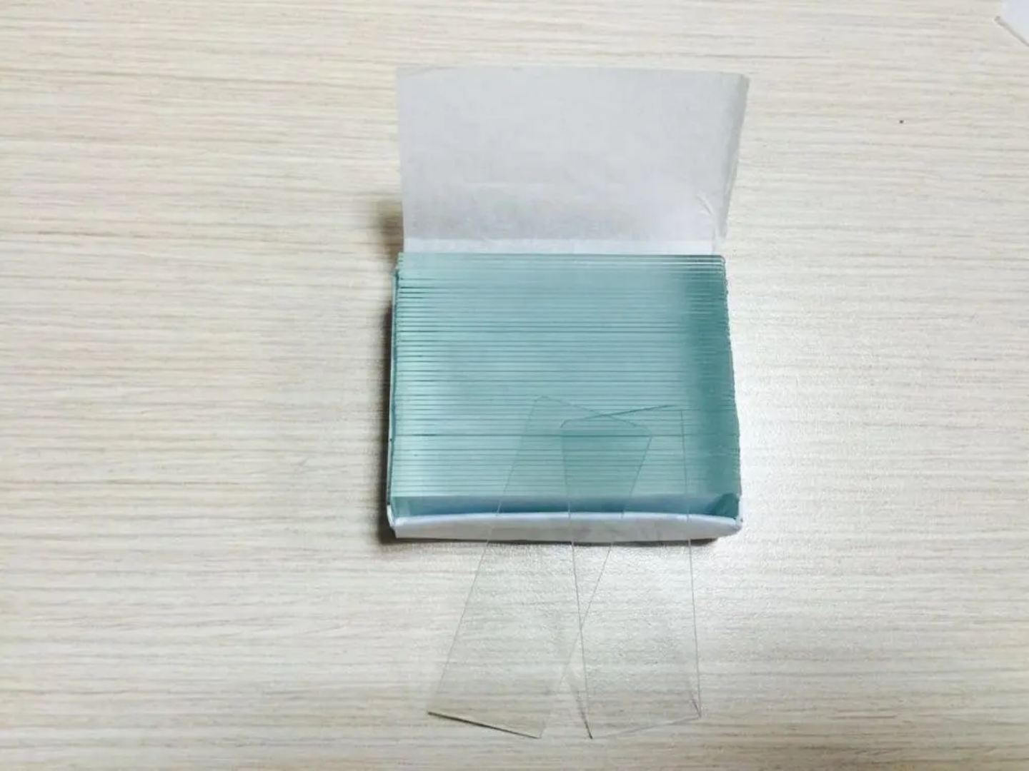 Disposable medical slide by Scantrik medical supplies