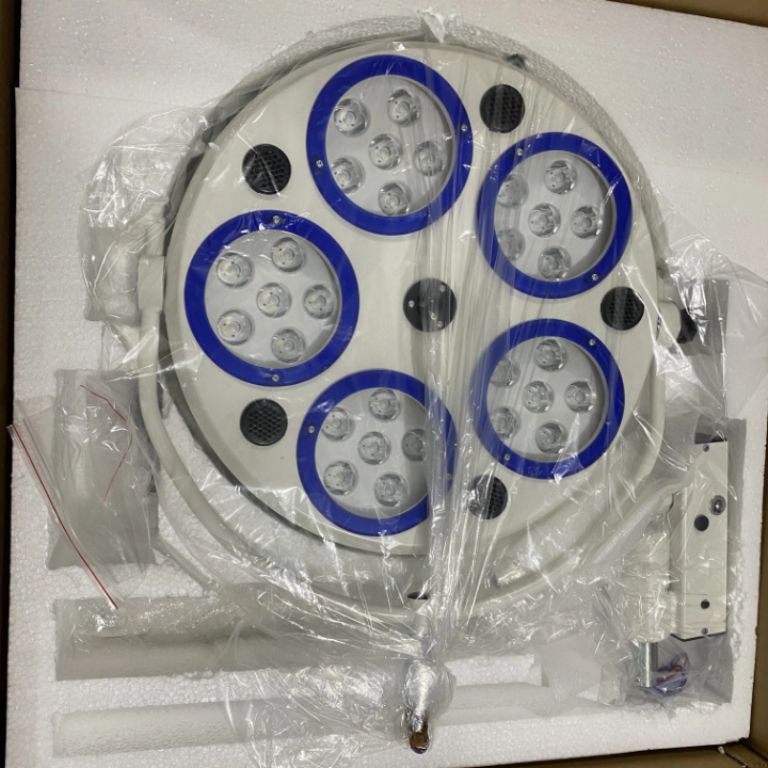 Quintuple Ceiling Brightener by Scantrik