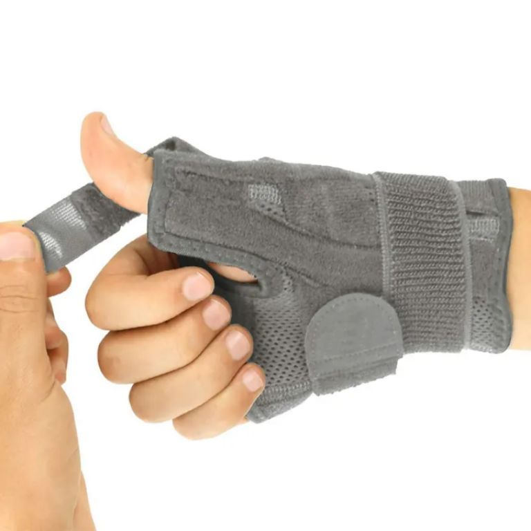 Dual-Support Wrist and Thumb Brace by Scantrik