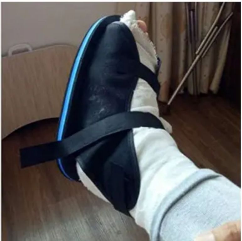 Orthotic Shoe Sleeve by Scantrik