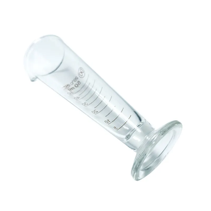 Glass Liquid Measuring Container by Scantrik