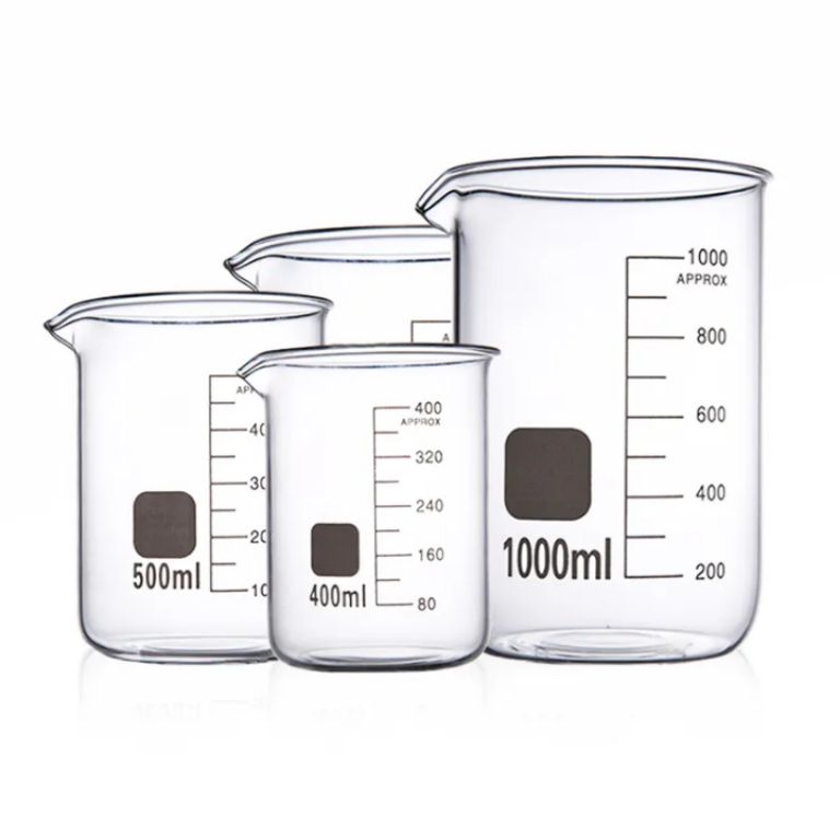 1000ml Pyrex Measuring Jug by Scantrik