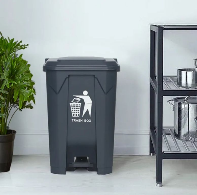 30L Pedal Trash Receptacle by Scantrik