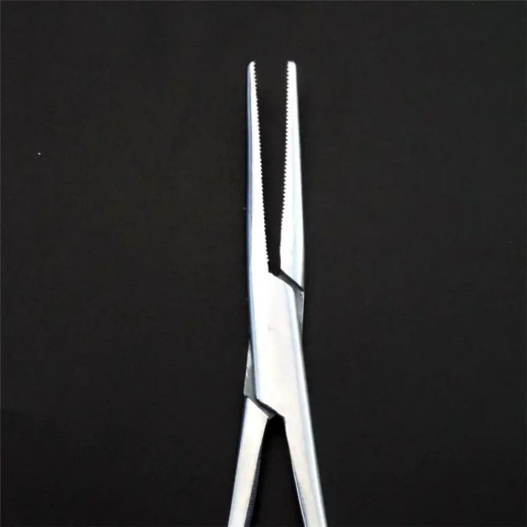 Surgical Forceps by Scantrik