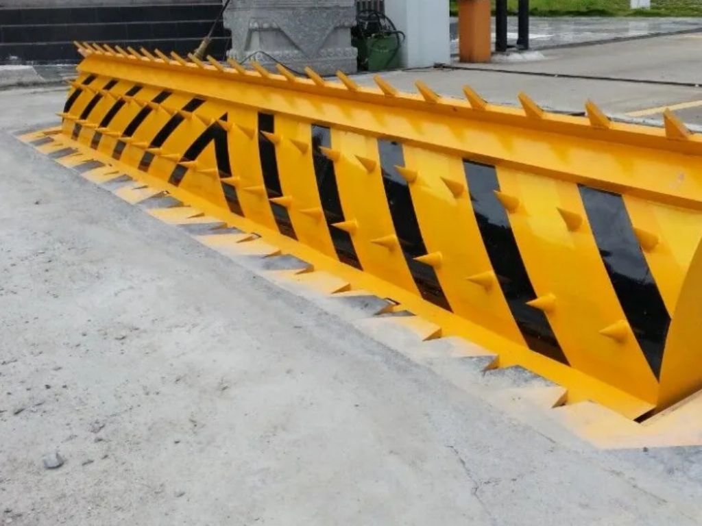 3 metres Automatic Vehicle Barrier by Hiphen solutions