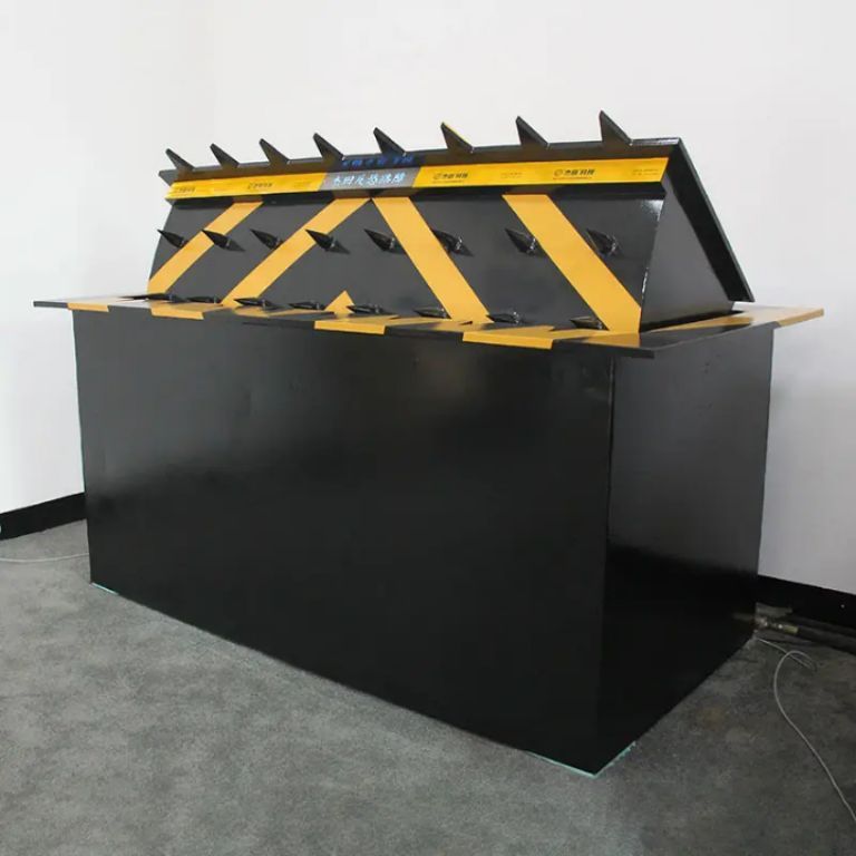 3-Metres Road Blocker by Hiphen solutions