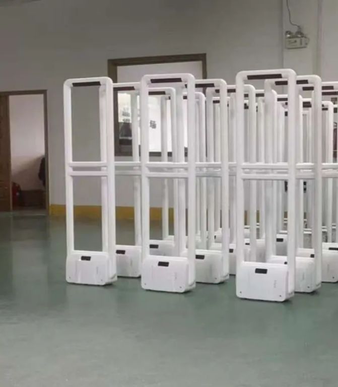 Acousto-Magnetic Loss Prevention System by Hiphen solutions