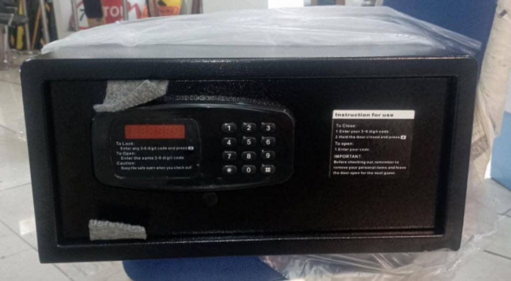 Digital 42E Medium Safe by Hiphen solutions