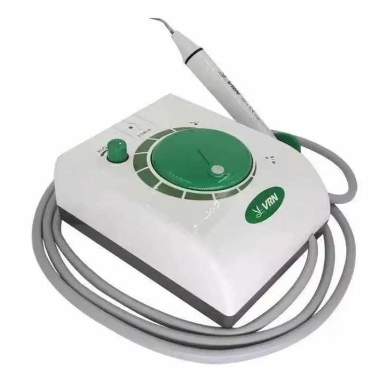 Sonic tooth scaler by Scantrik