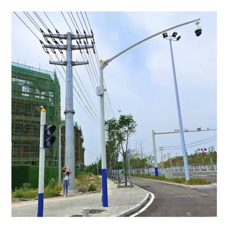 5m Robust Street Light Support by Hiphen solutions