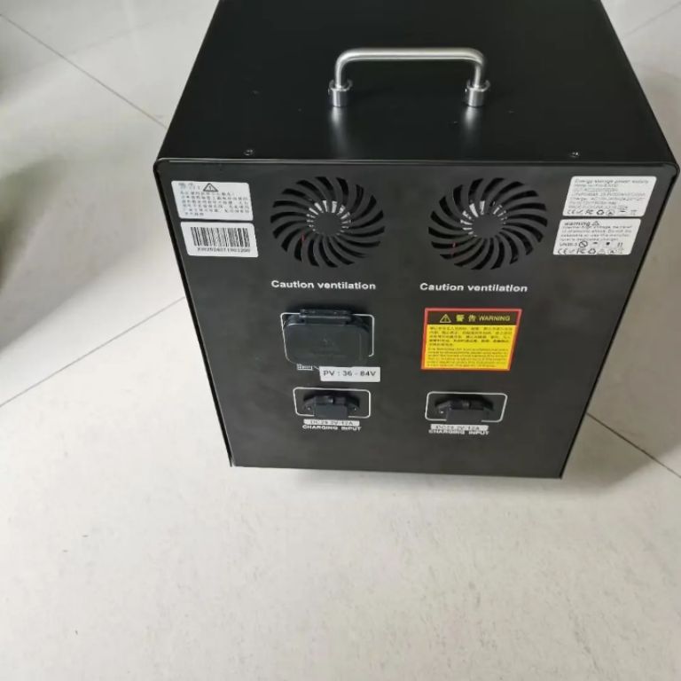 ALPHAR Multi-Device 3kW Solar Power Source by Hiphen solutions