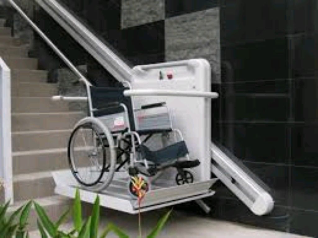 Enclosed Vertical Lift for Wheelchairs by Home lift elevator