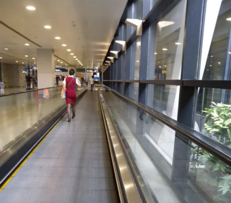 Automated Walkway by Home lift elevator