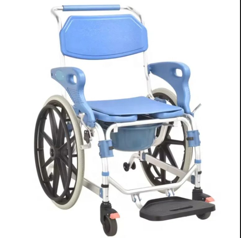 commode chair with back support by Scantrik