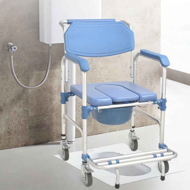 aluminium commode chair with wheels by Scantrik