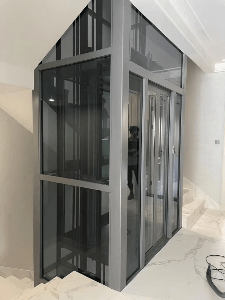Commercial dumbwaiter by homelift elevator