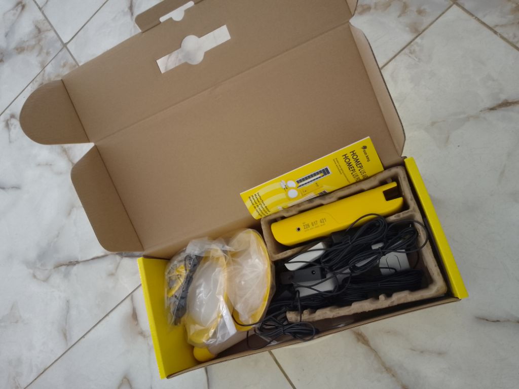 SunKing HomePlus Solar Backup Power System with 19.2Wh Battery by LUMETT