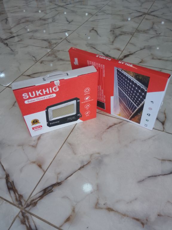 SUKHIG 500W Supreme Lite Solar Street Light for Commercial Applications by LUMETT