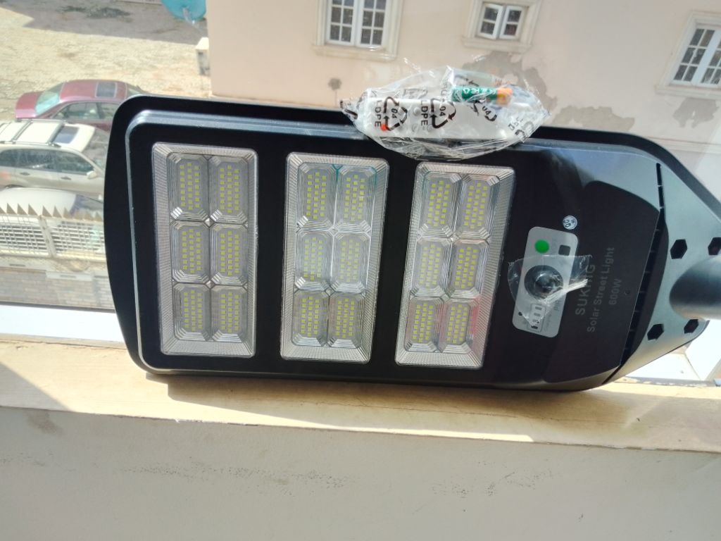 SUKHIG 600W Solar Security Street Light for Enhanced Protection by LUMETT