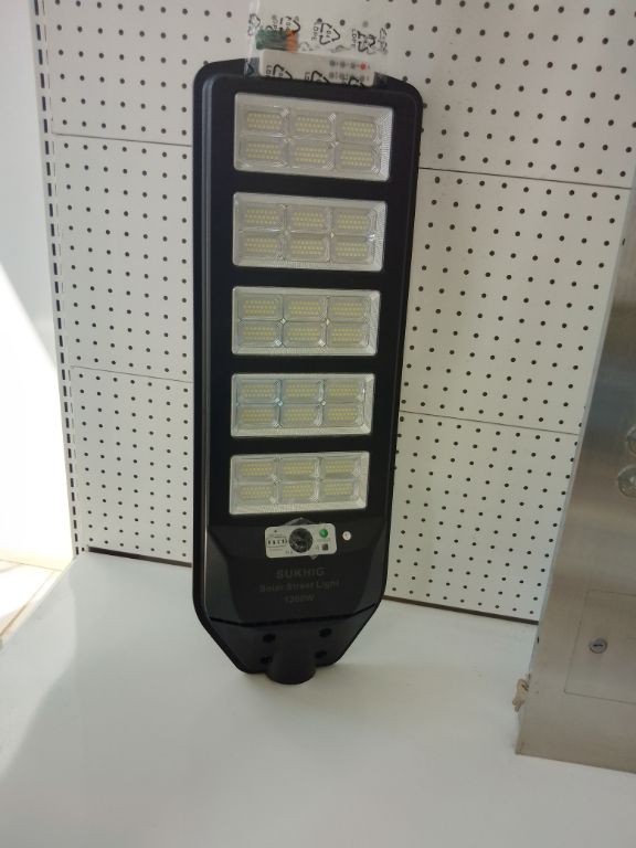 SUKHIG 1200W Solar Street Light Mono Panel, Lithium Battery by LUMETT