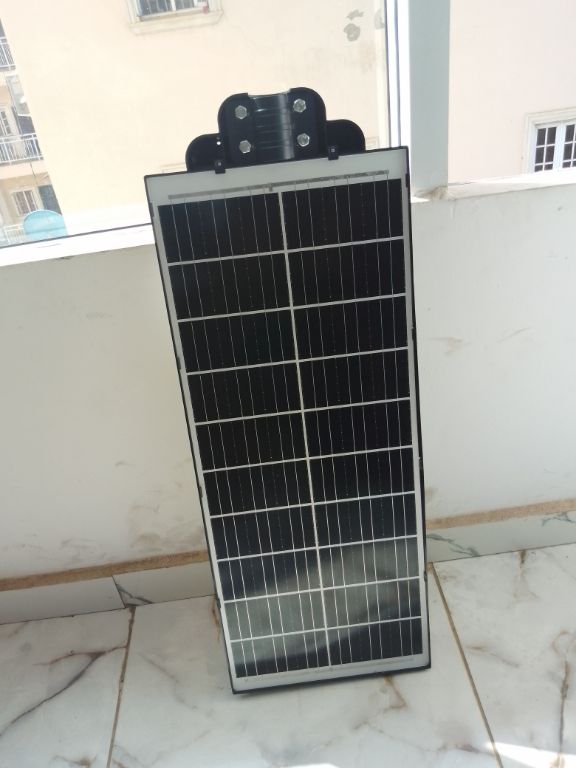 SUKHIG 5000W High-Performance Solar Street Light for Public Infrastructure by LUMETT