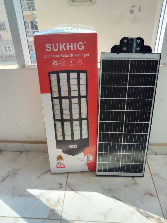 SUKHIG 5000W Solar Security Lighting System for Large Compounds by LUMETT