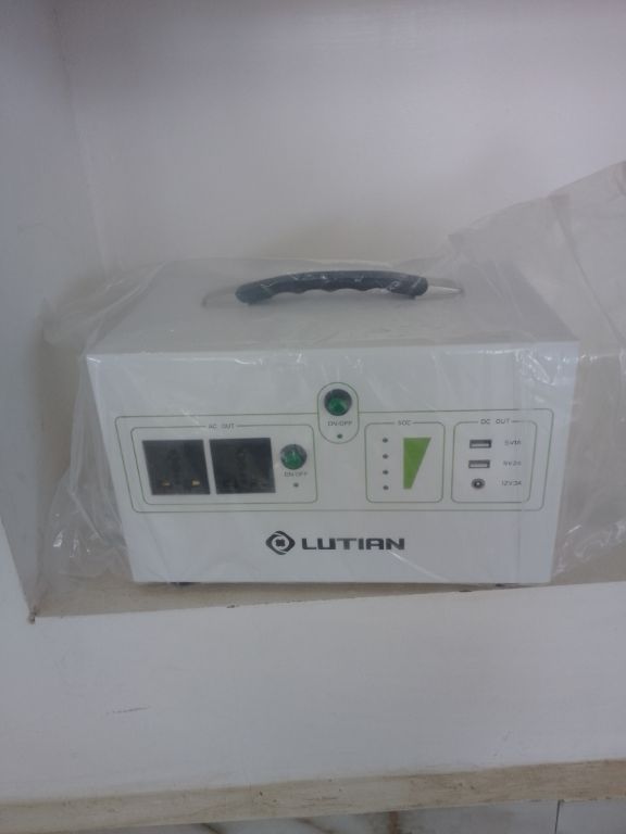 LUTIAN LE1000-B Dependable Solar Generator for Everyday Backup Power by LUMETT