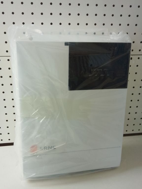 SRNE High-Efficiency Hybrid Inverter 3.3KW 24V by LUMETT