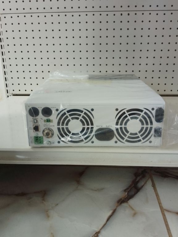 SRNE 3.3KW Off-Grid Hybrid Inverter with MPPT Controller by LUMETT
