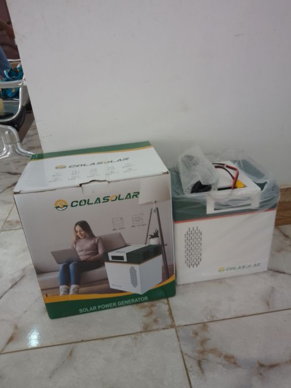 COLA 2000 Smart Solar Generator by LUMETT