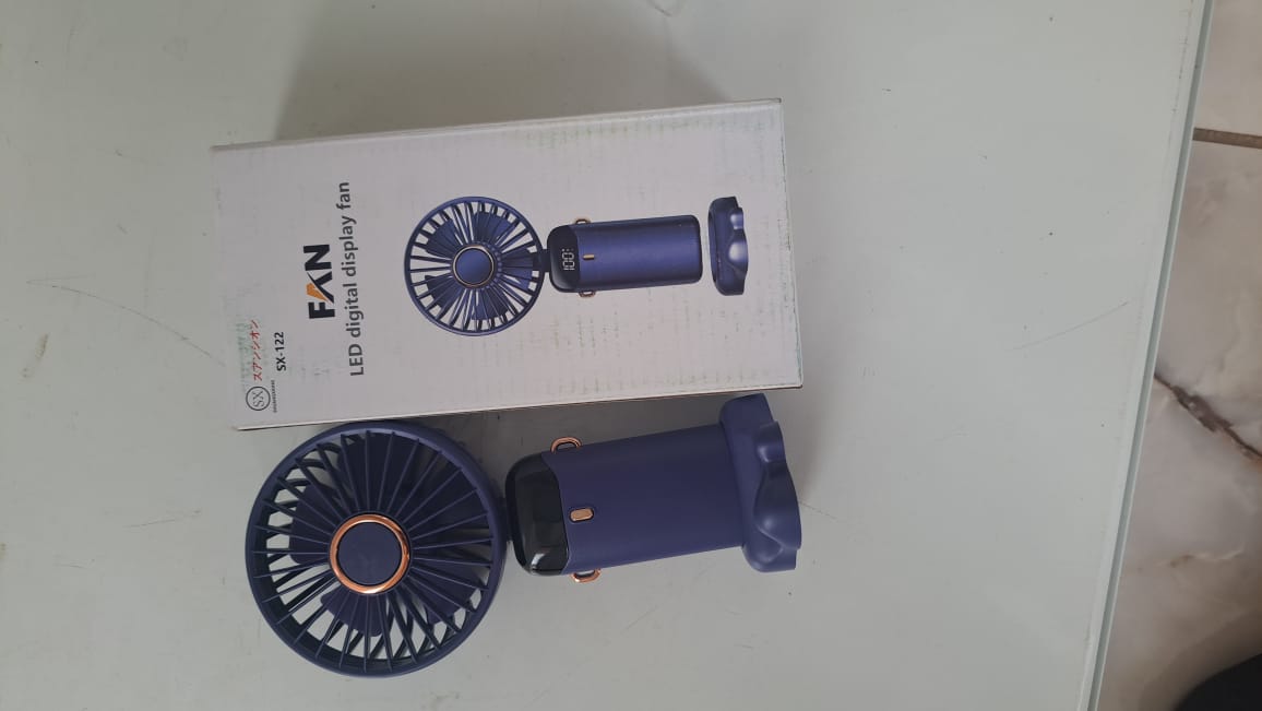 LED digital display fan By Lumett