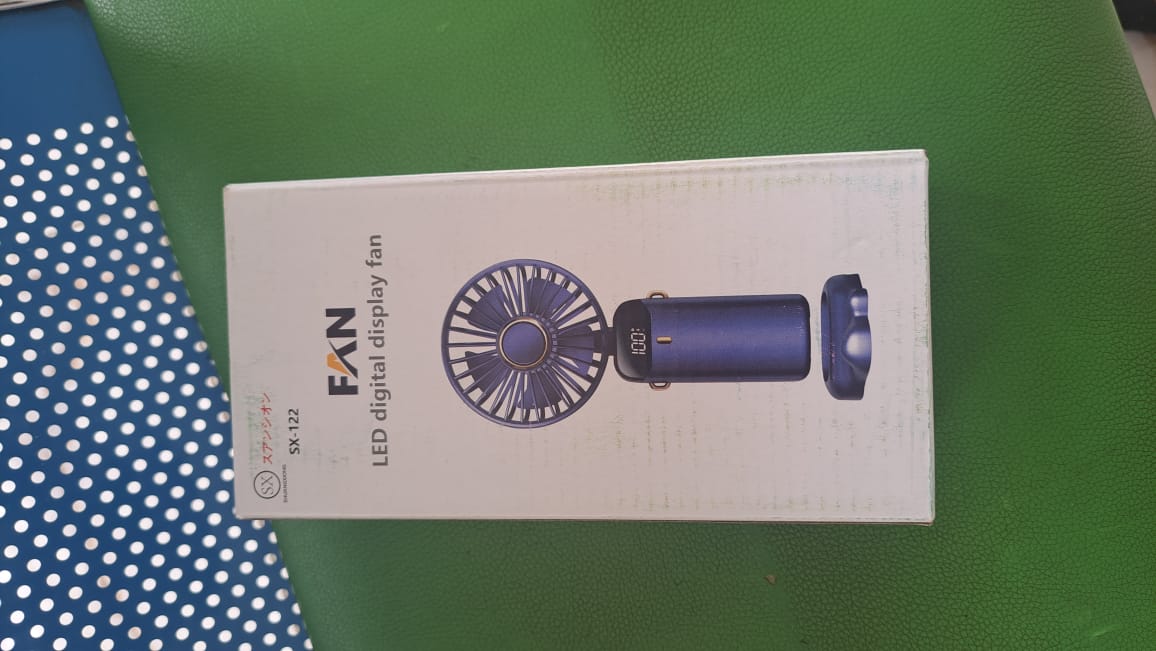 LED digital display fan By Lumett