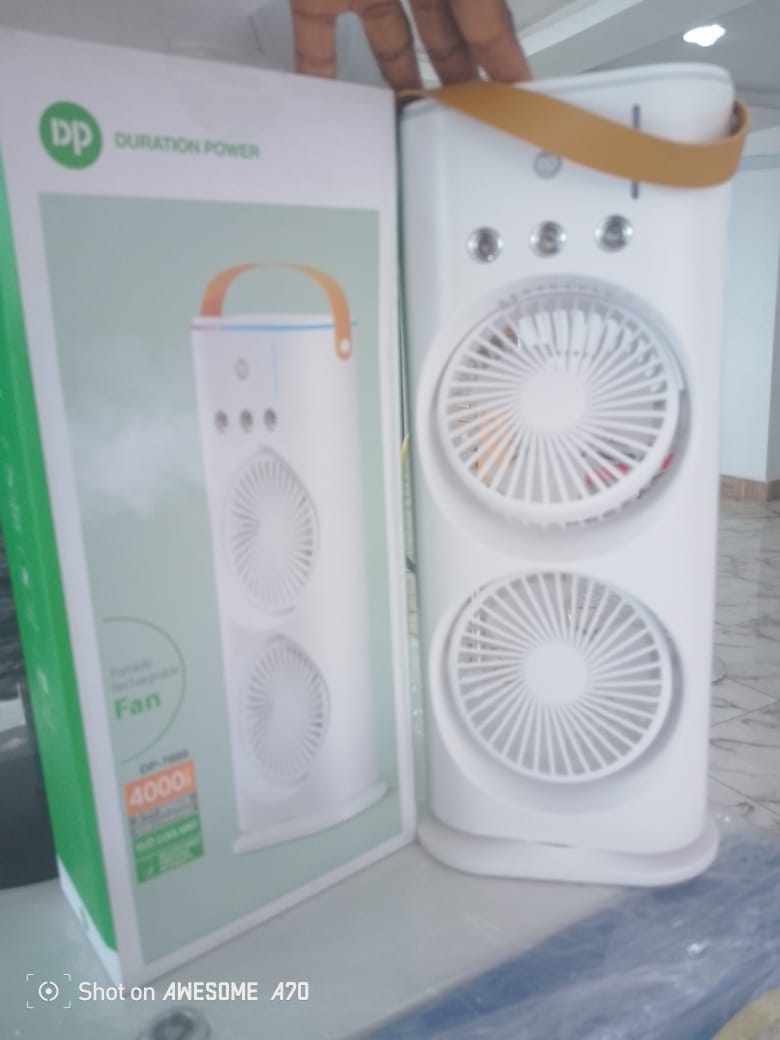 DP portable rechargeble fan By Lumett