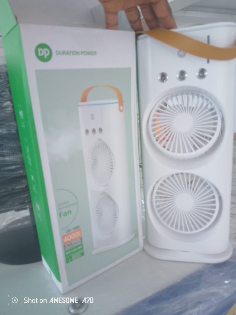 DP portable rechargeble fan By Lumett