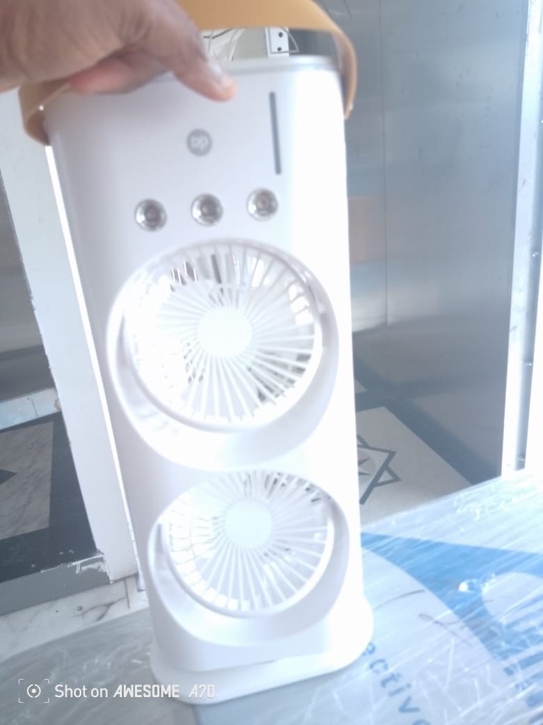 DP portable rechargeble fan By Lumett