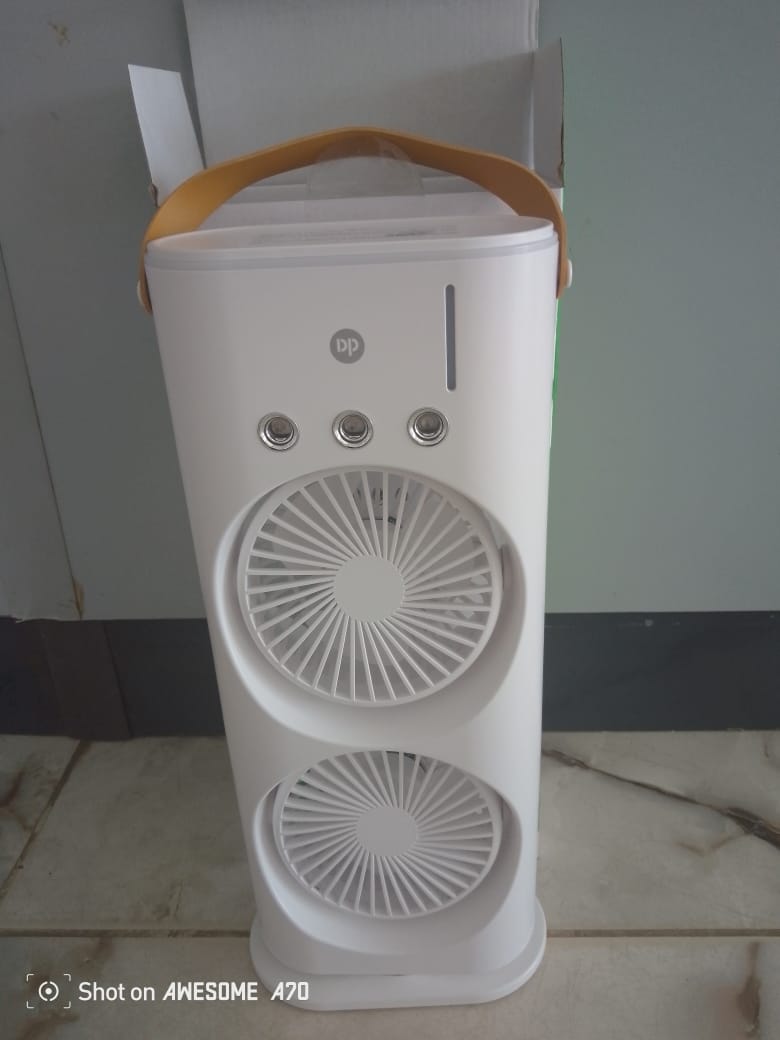 DP portable rechargeble fan By Lumett